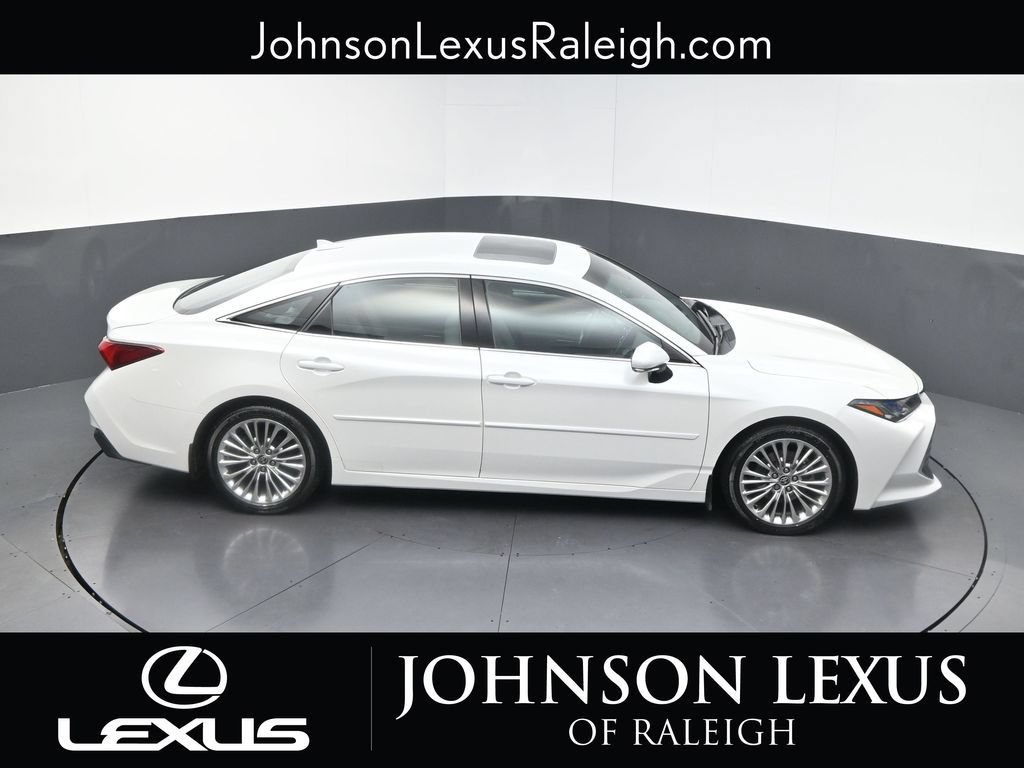 Used 2021 Toyota Avalon Limited w/ Advanced Safety Package FWD image 28
