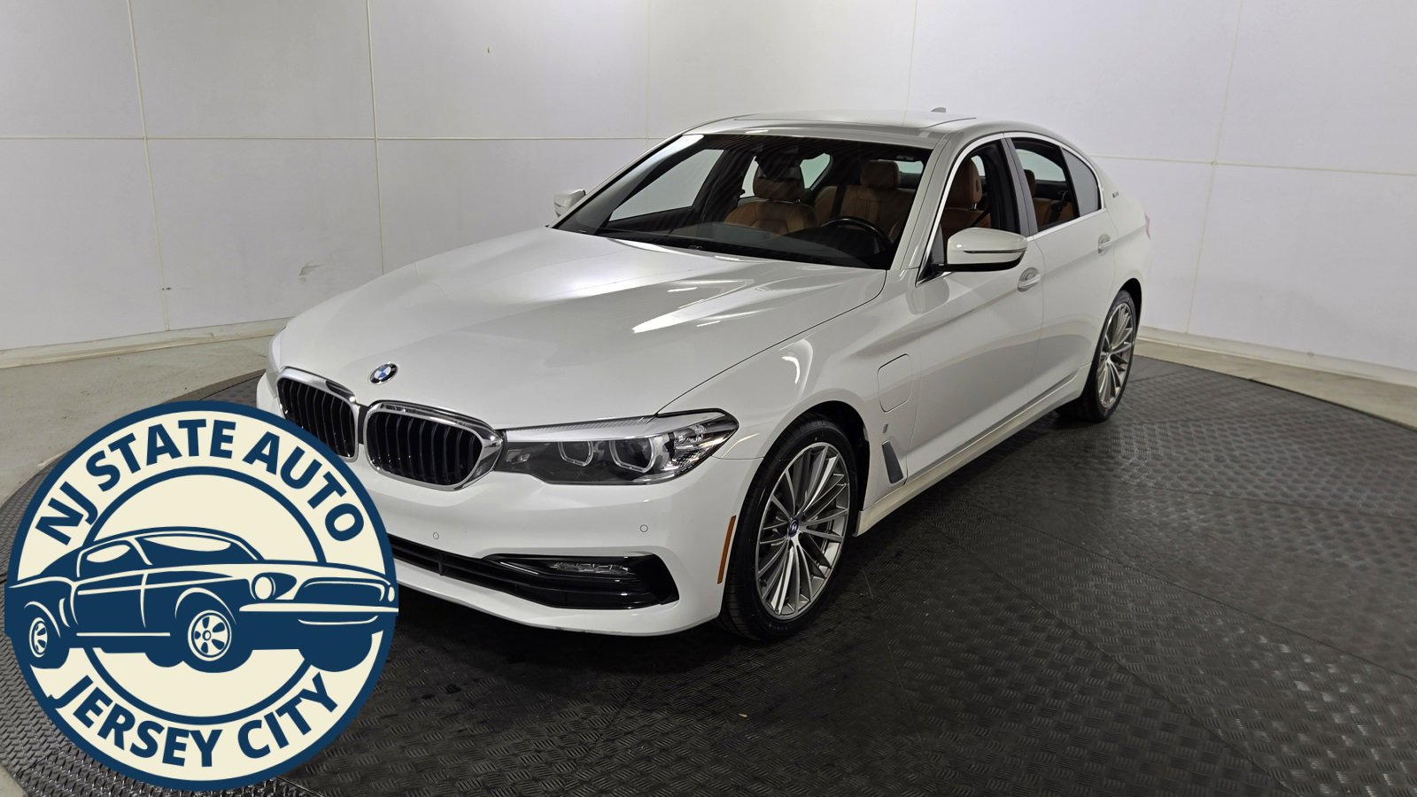 Used 2018 BMW 530e xDrive image 3