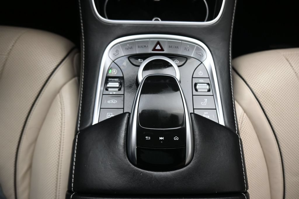 Used 2020 Mercedes-Benz S 450 4MATIC Sedan w/ Premium Package image 27
