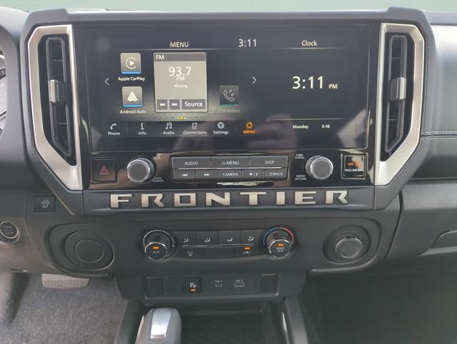 Certified 2025 Nissan Frontier SV image 32