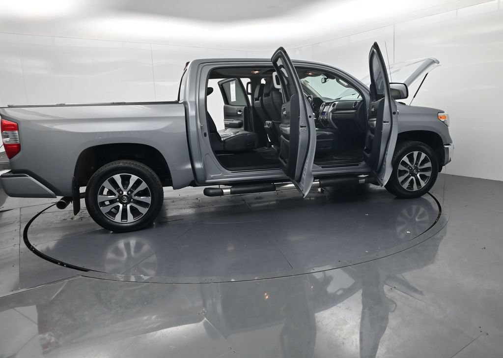 Used 2018 Toyota Tundra Limited w/ Limited Premium Package AWD/4WD image 58