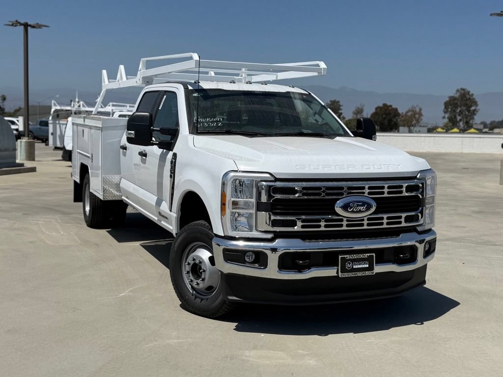 New 2026 Ford F350 XL w/ XL Chrome Package AWD/4WD image 2