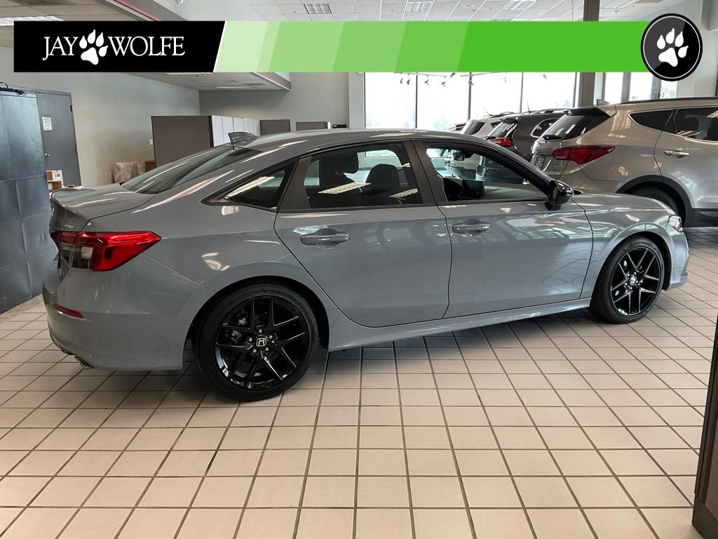 Used 2024 Honda Civic Sport image 6