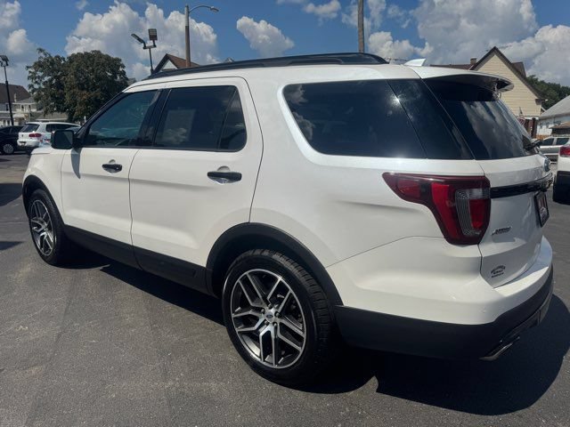 Used 2016 Ford Explorer Sport w/ Equipment Group 401A AWD/4WD image 4