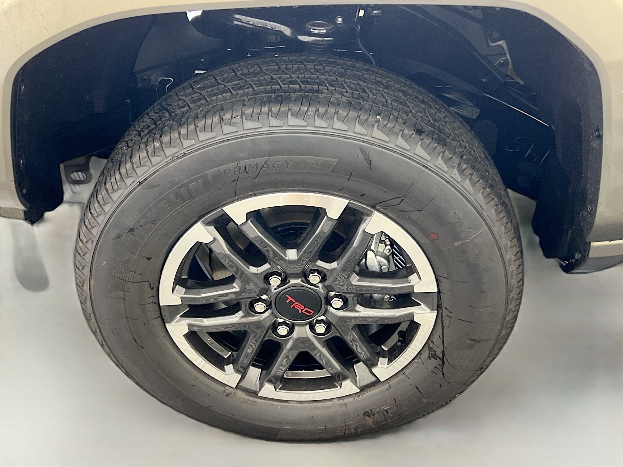 Used 2025 Toyota Tacoma TRD Sport AWD/4WD image 13