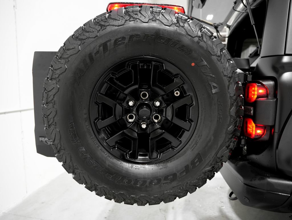 Used 2024 Ford Bronco Raptor w/ Interior Carbon Fiber Pack 6 image 44