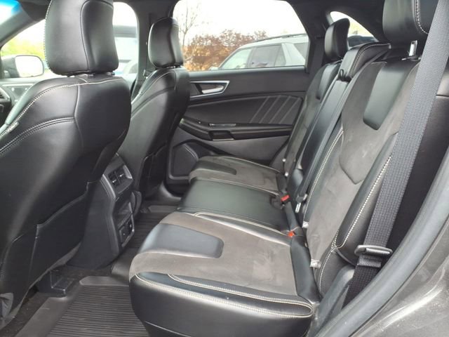 Used 2020 Ford Edge ST w/ Cold Weather Package AWD/4WD image 9