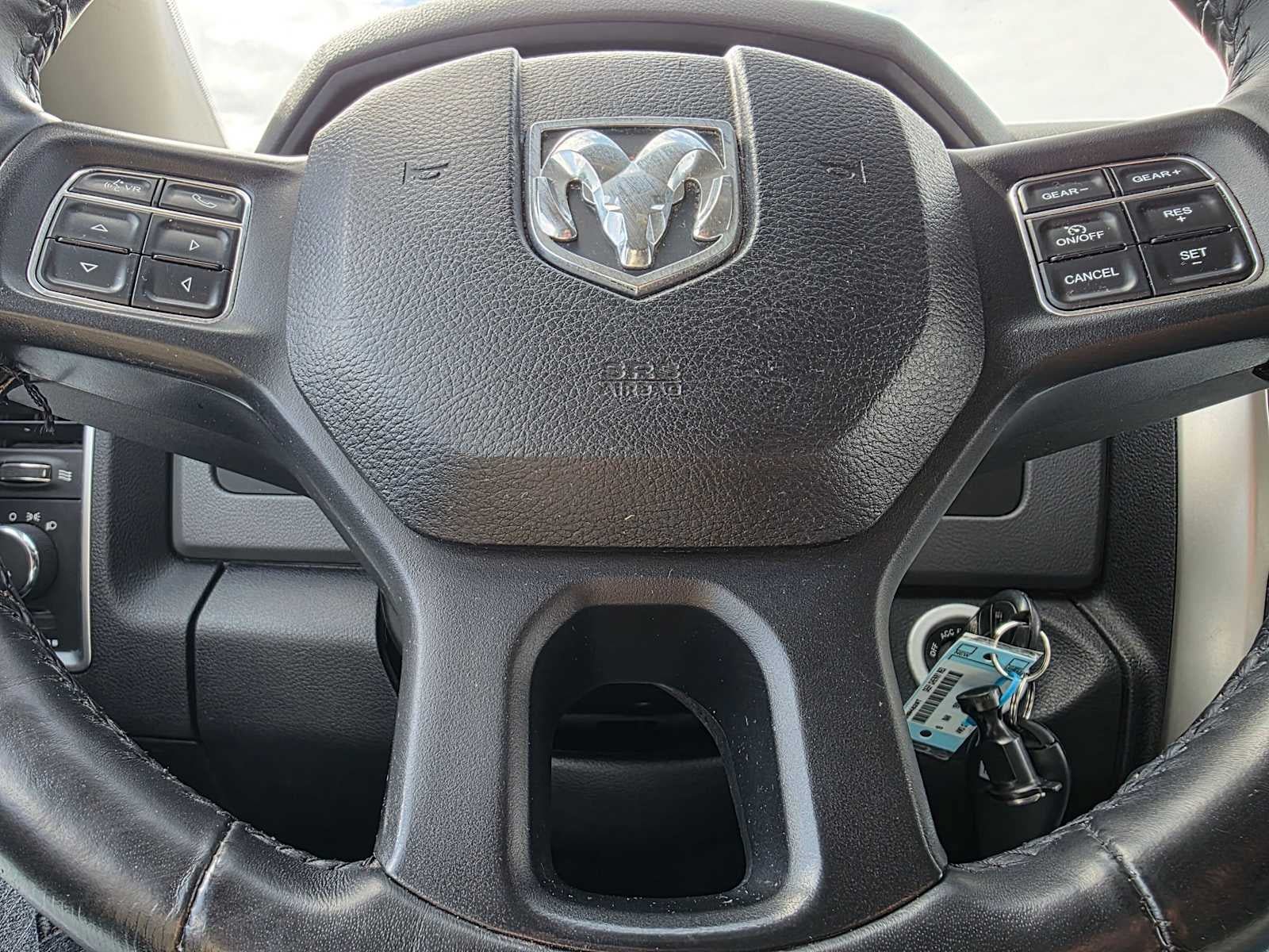 Used 2015 RAM 1500 Outdoorsman AWD/4WD image 23