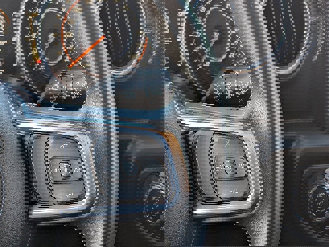 Used 2018 Jeep Wrangler Unlimited Sahara image 25