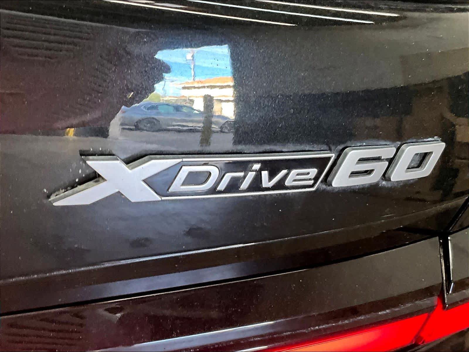Used 2023 BMW i7 xDrive60 AWD/4WD image 11