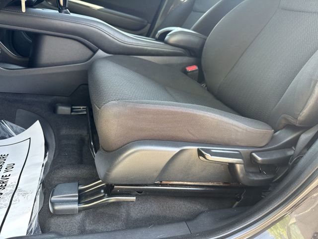 Used 2018 Honda HR-V LX image 28