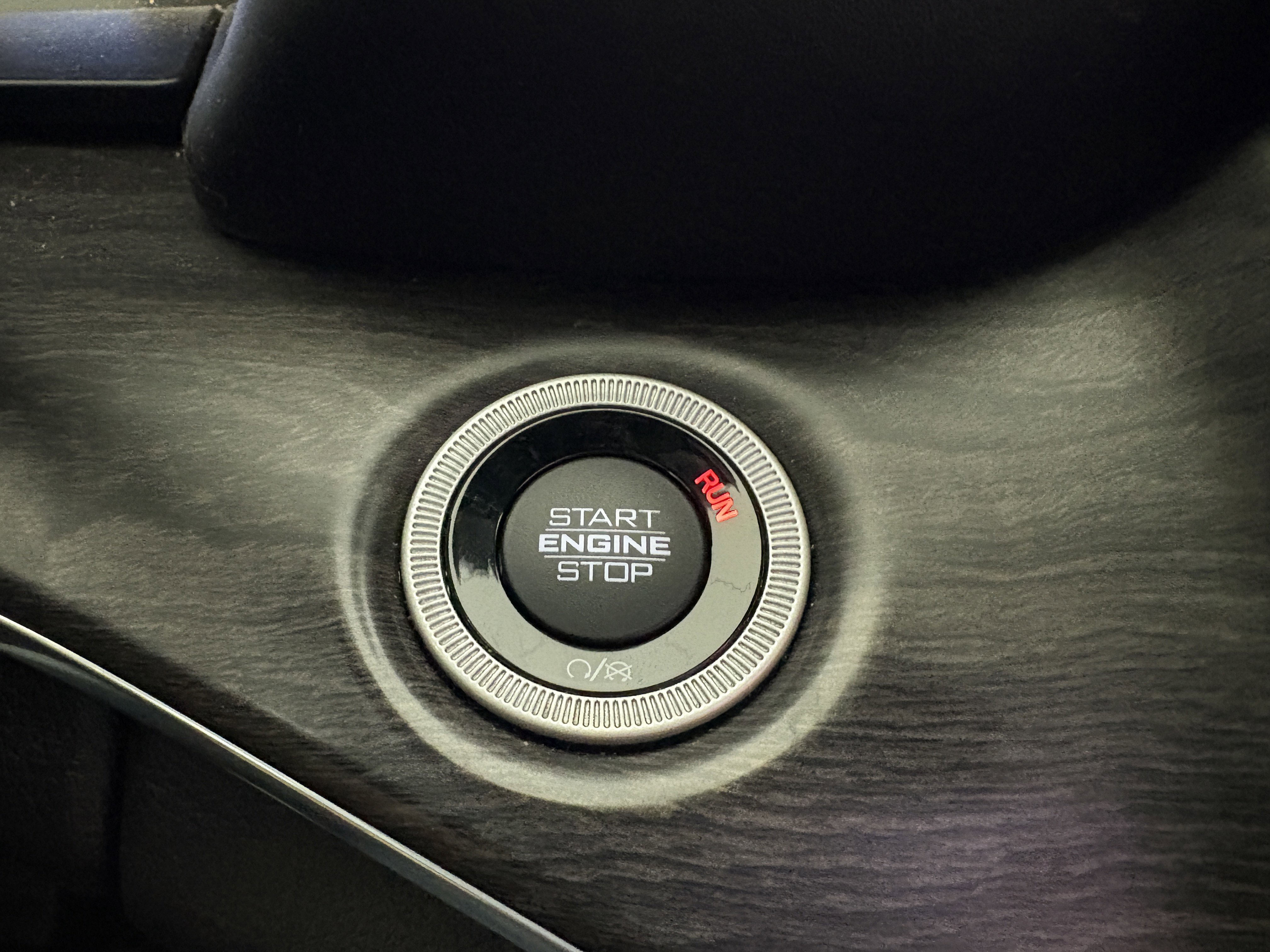 Used 2022 Jeep Grand Cherokee L Overland w/ Luxury Tech Group IV image 14