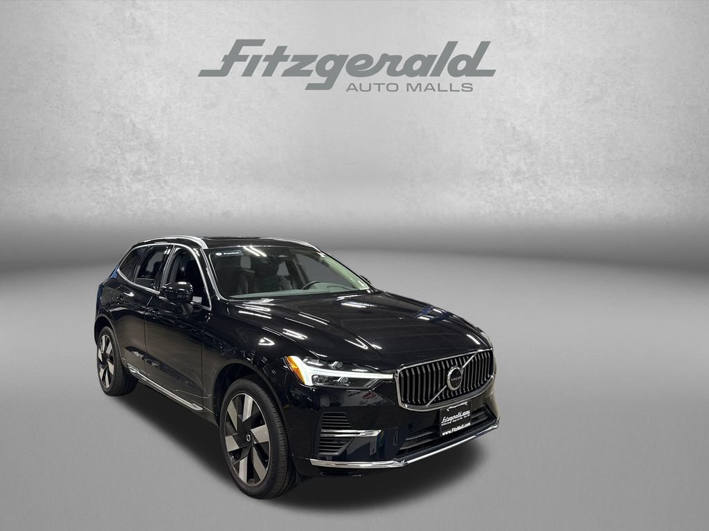 Used 2023 Volvo XC60 T8 Plus w/ Climate Package AWD/4WD image 1