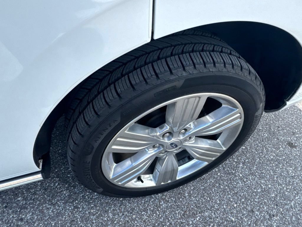 Used 2023 Ford Expedition Platinum AWD/4WD image 9