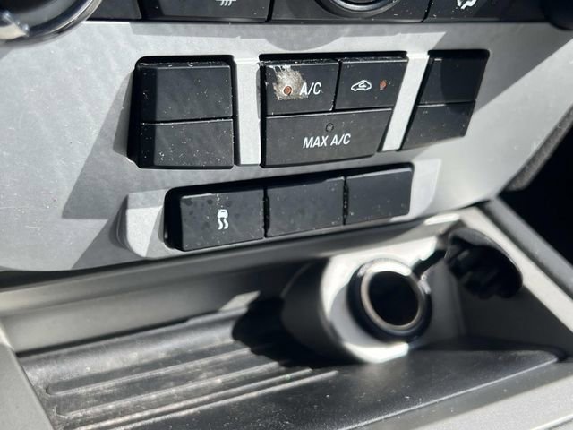 Used 2010 Ford Fusion SE FWD image 29