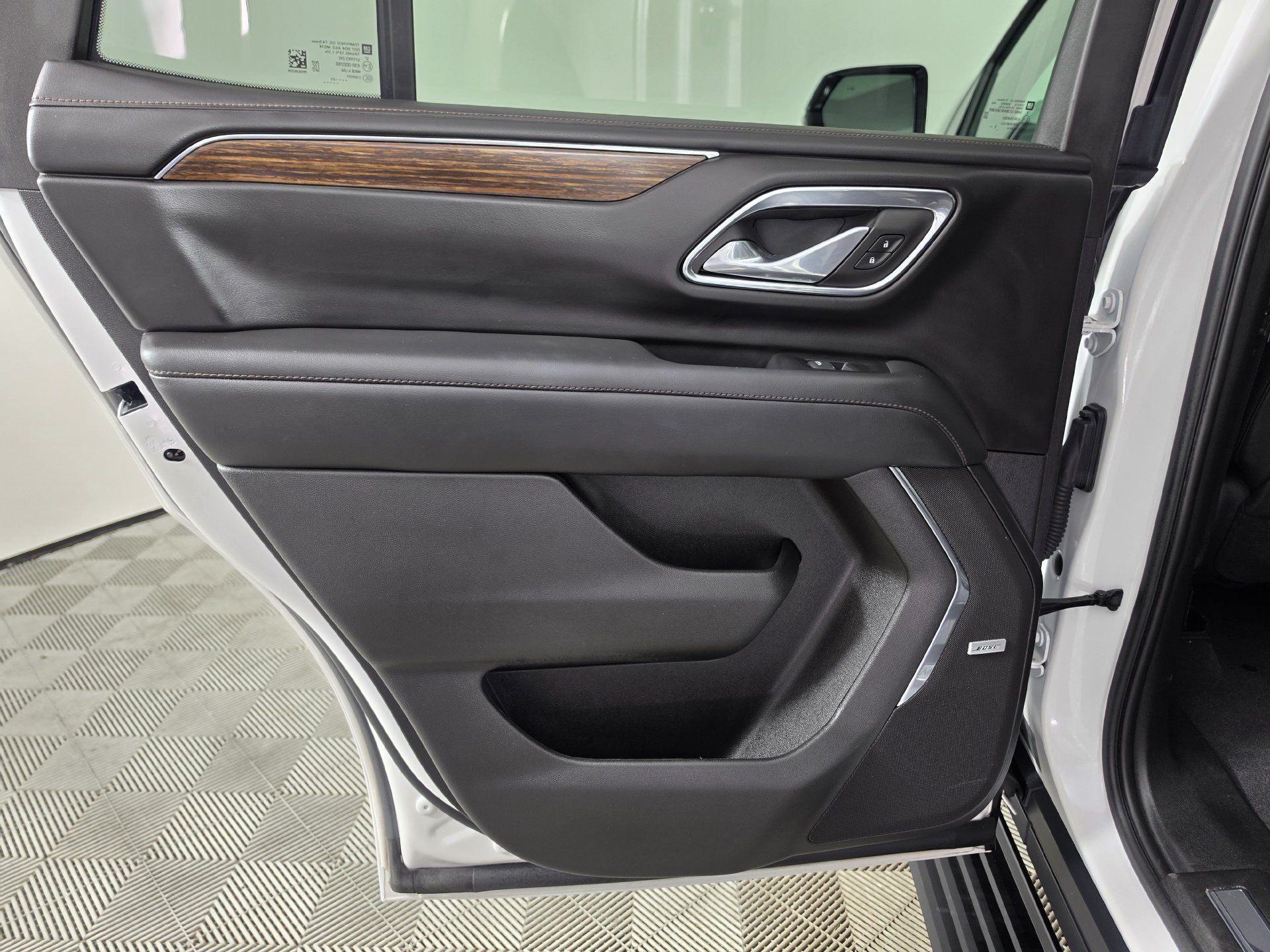 Used 2023 Chevrolet Tahoe High Country AWD/4WD image 27