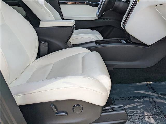 Used 2018 Tesla Model X 75D image 20