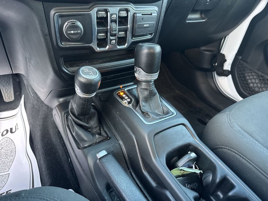 Used 2019 Jeep Wrangler Unlimited Sport S AWD/4WD image 19