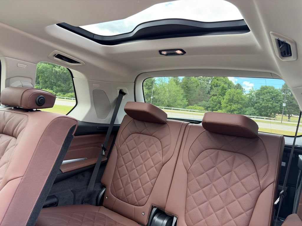 New 2027 BMW X7 xDrive40i AWD/4WD image 19