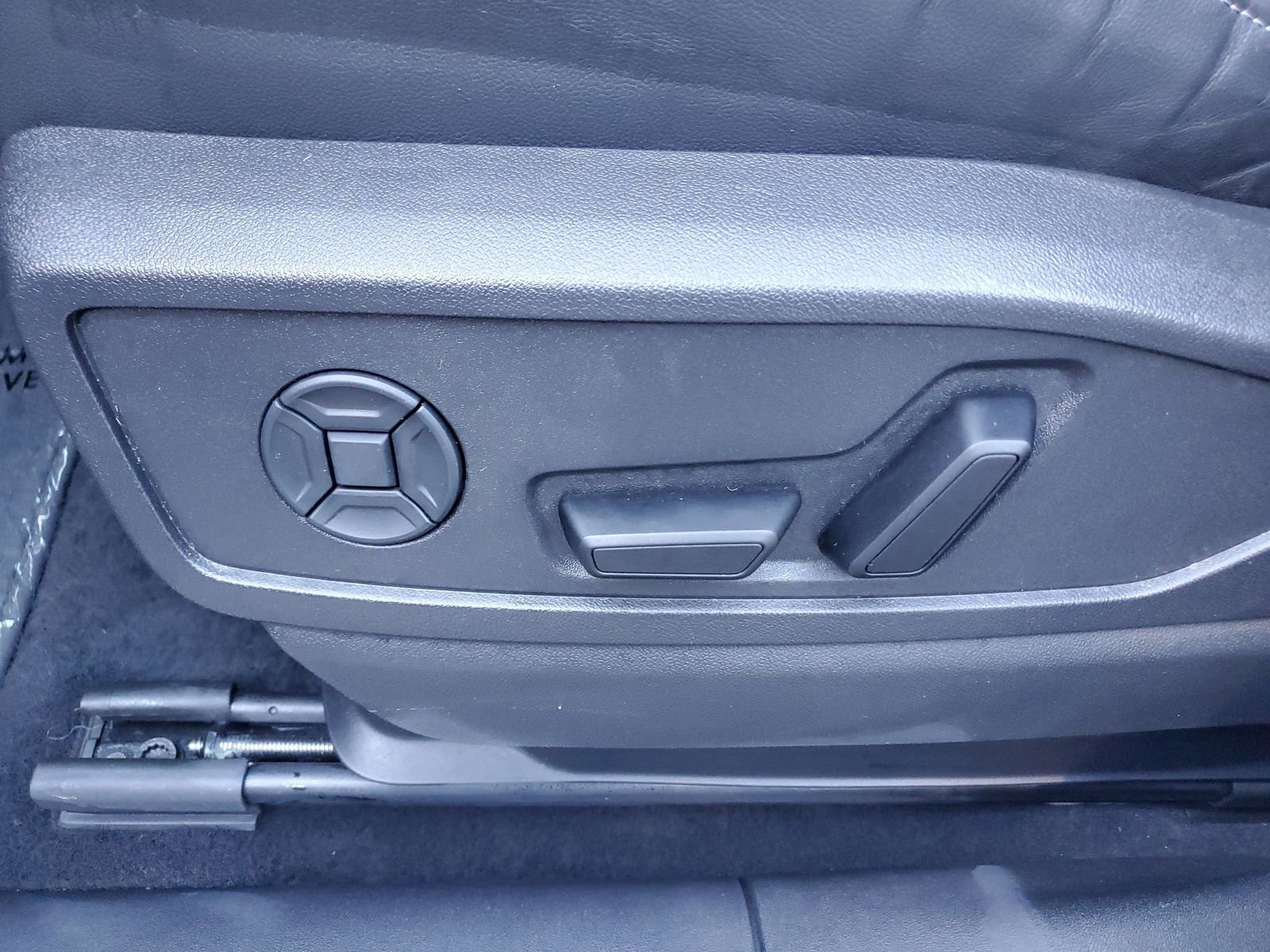 Used 2025 Audi Q5 Premium Plus w/ Premium Plus image 22