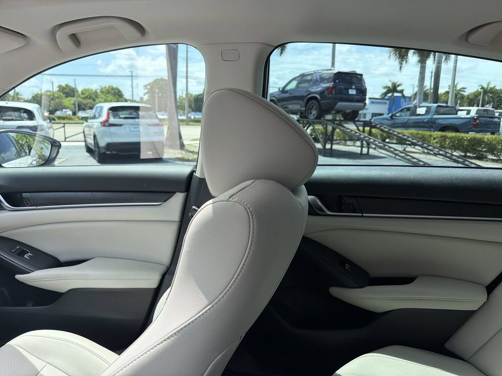 Used 2020 Honda Accord EX-L image 12