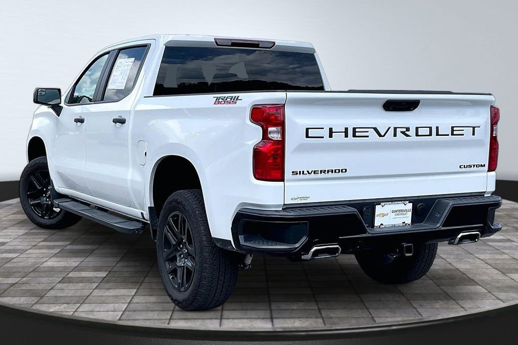 Used 2025 Chevrolet Silverado 1500 Custom Trail Boss w/ LPO, Dark Essentials Package AWD/4WD image 13