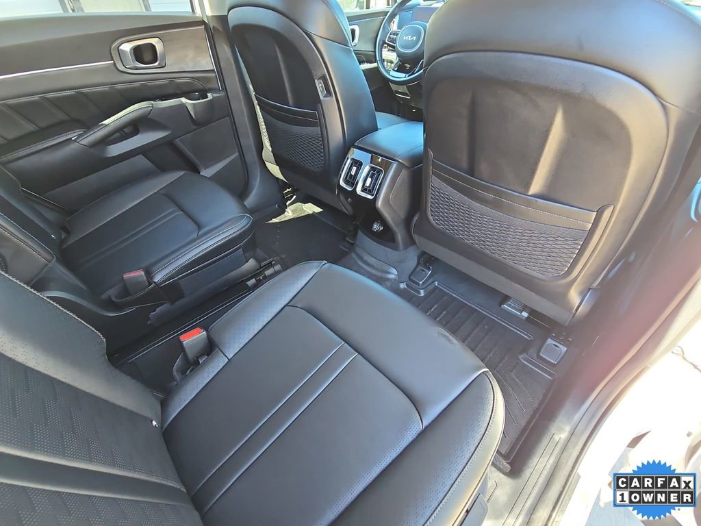 Used 2024 Kia Sorento SX image 11