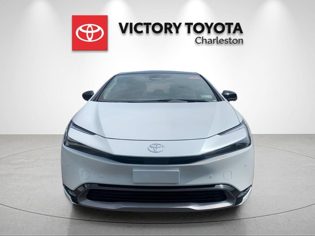 New 2026 Toyota Prius XLE FWD image 8