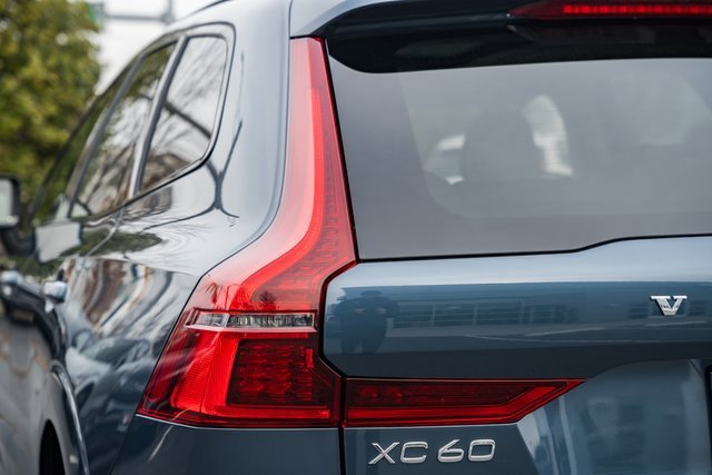 New 2026 Volvo XC60 B5 Ultra w/ Protection Package Premier image 7