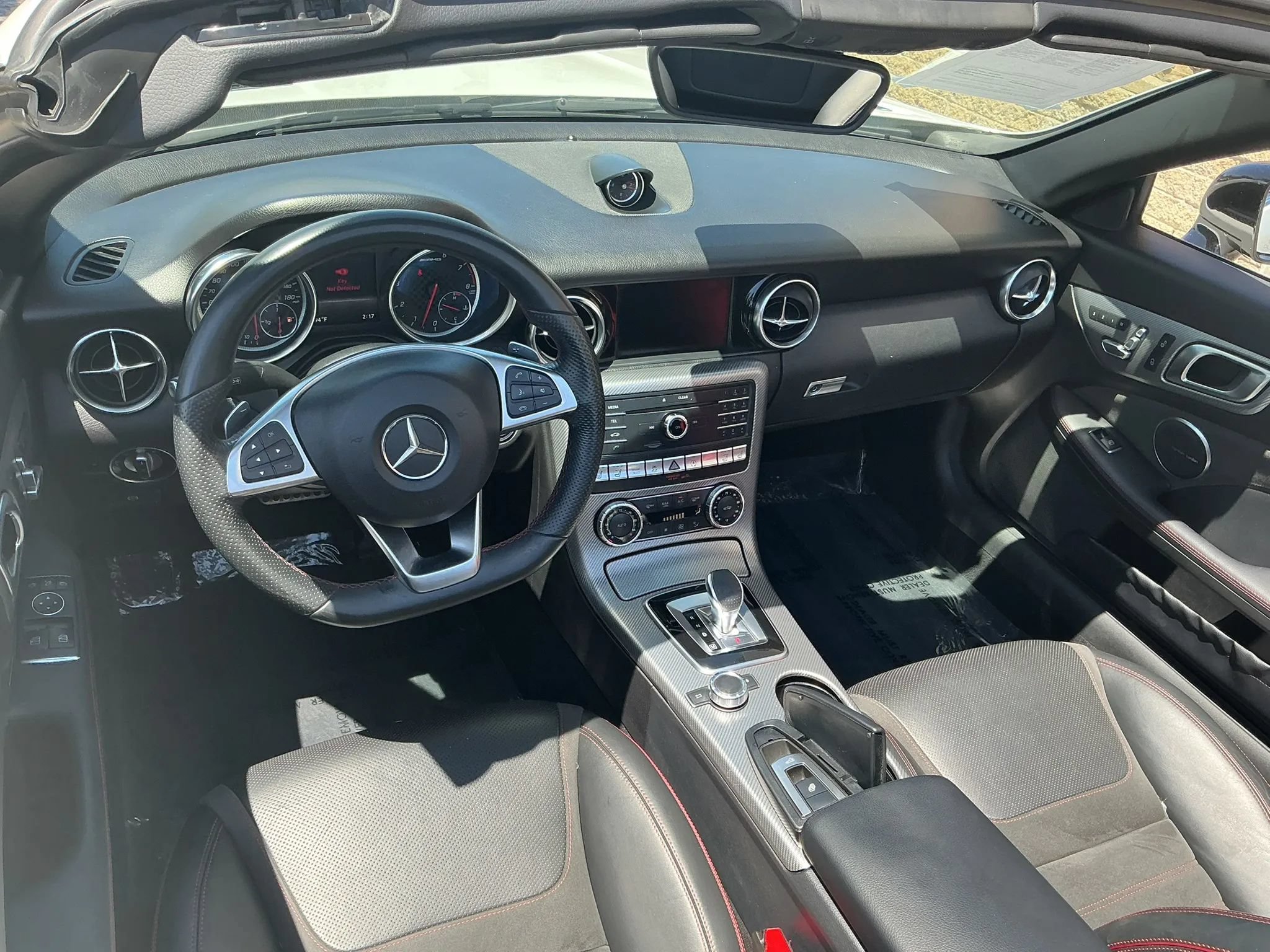 Used 2017 Mercedes-Benz SLC 43 AMG image 22