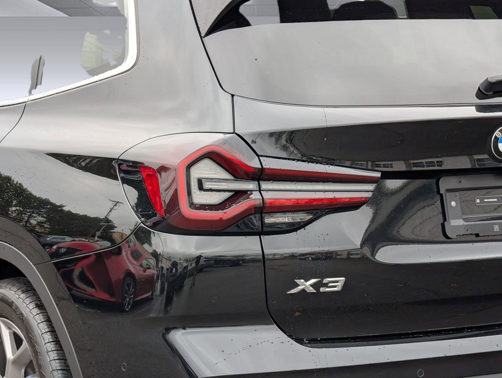 Used 2024 BMW X3 xDrive30i w/ Convenience Package w/ZPA image 13