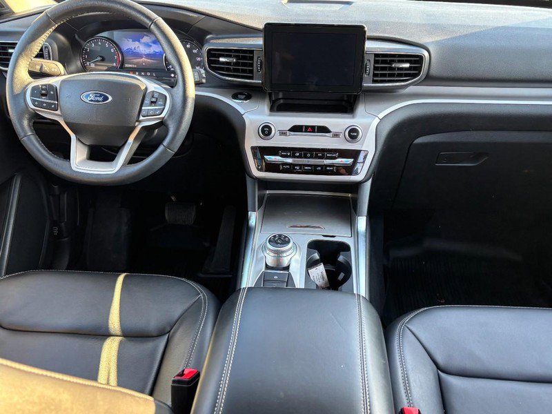 Used 2023 Ford Explorer XLT w/ Equipment Group 202A image 16