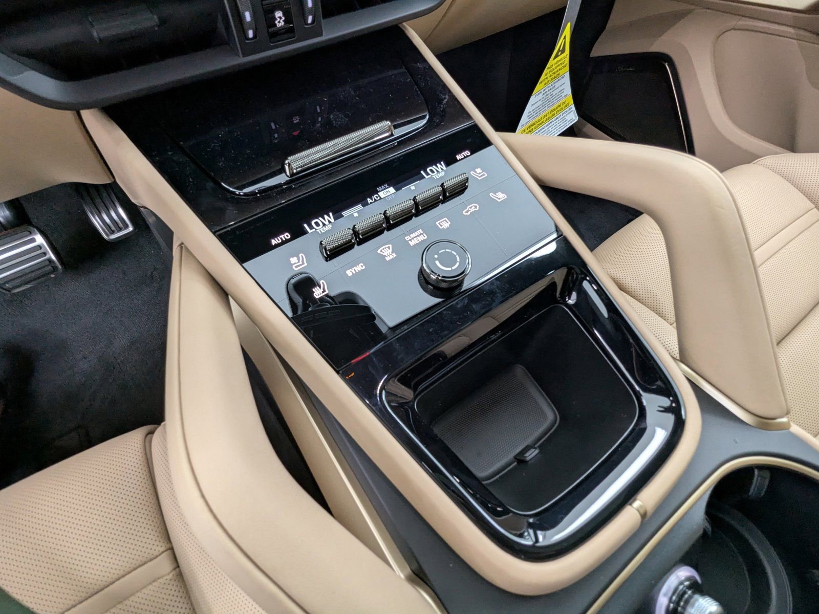 New 2026 Porsche Cayenne Turbo image 18