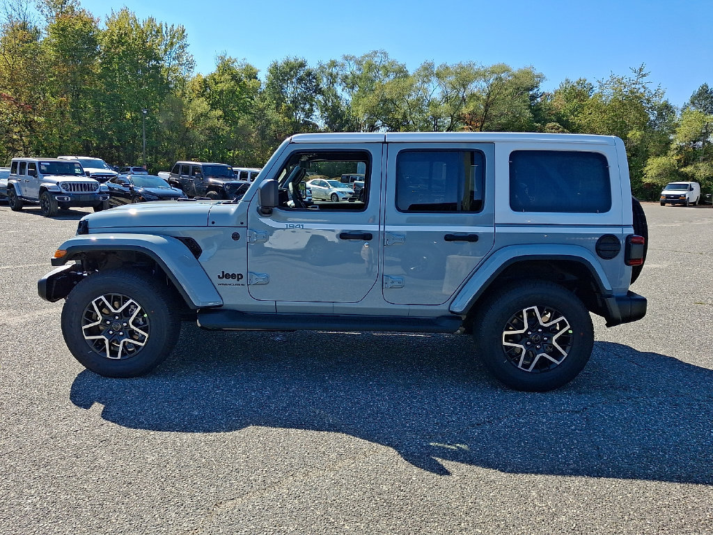 New 2027 Jeep Wrangler Unlimited Sahara AWD/4WD image 5