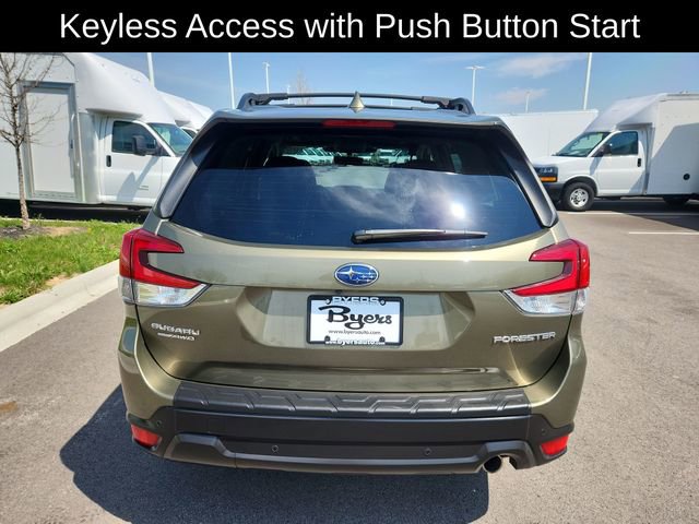 Used 2023 Subaru Forester Limited AWD/4WD image 8