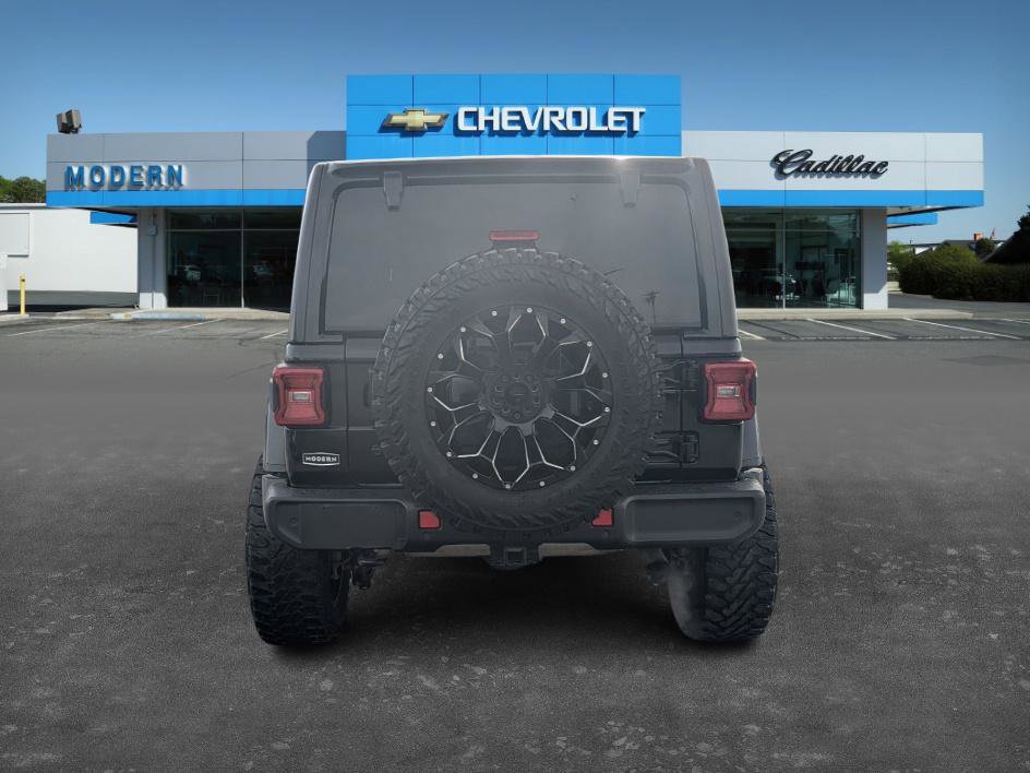 Used 2019 Jeep Wrangler Unlimited Sahara w/ Safety Group image 6