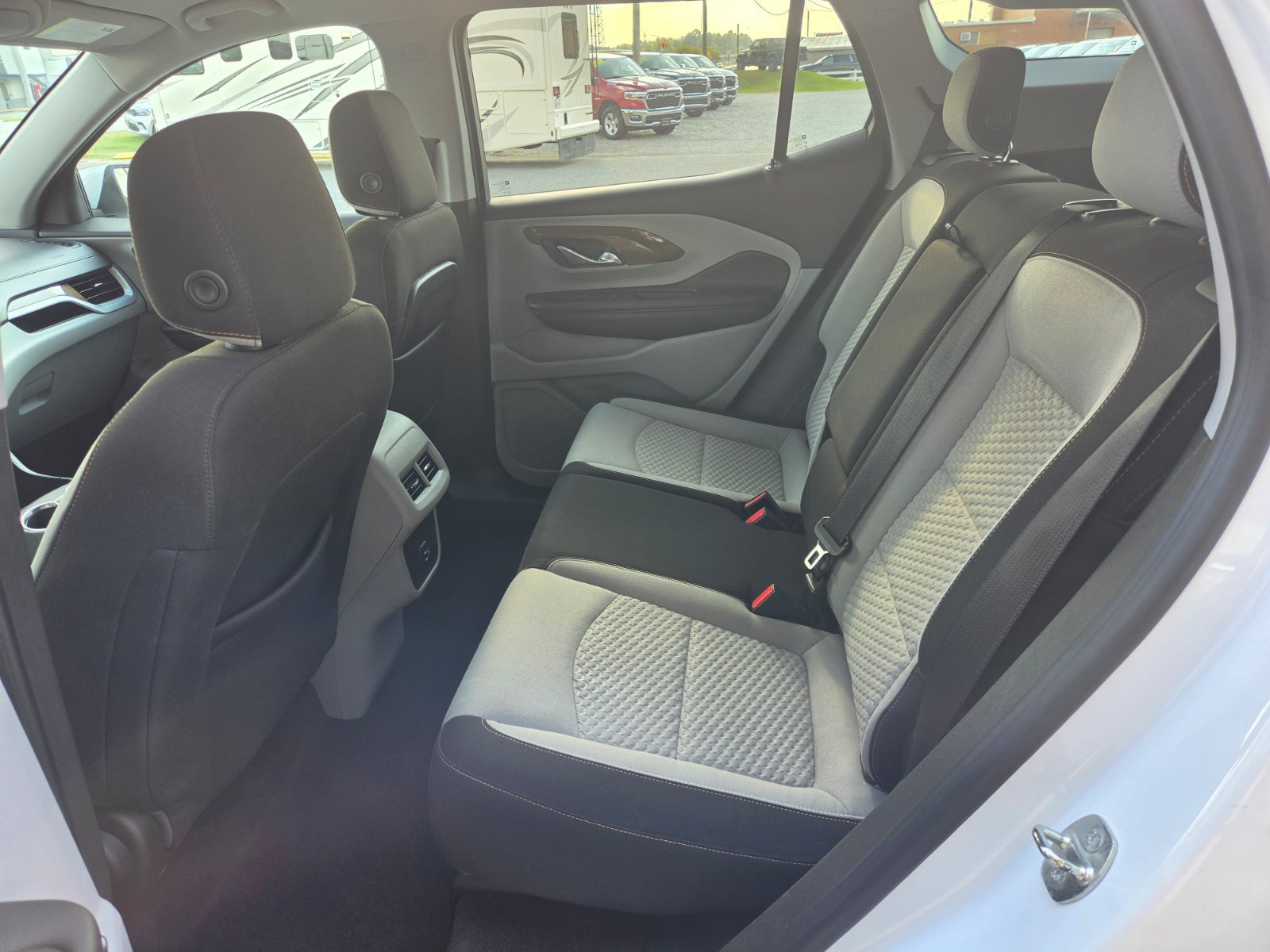 Used 2020 GMC Terrain SLE FWD image 15