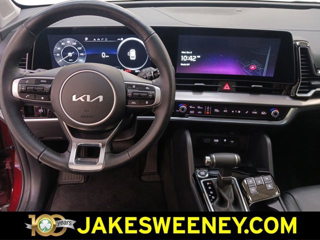 Used 2025 Kia Sportage SX image 14