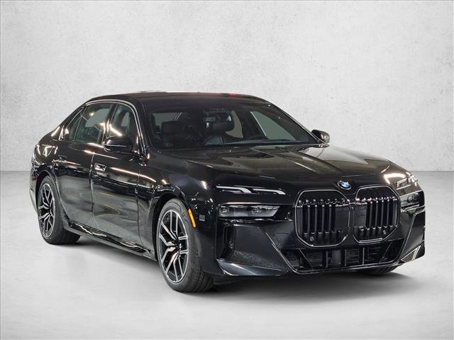 New 2025 BMW 760i xDrive image 3