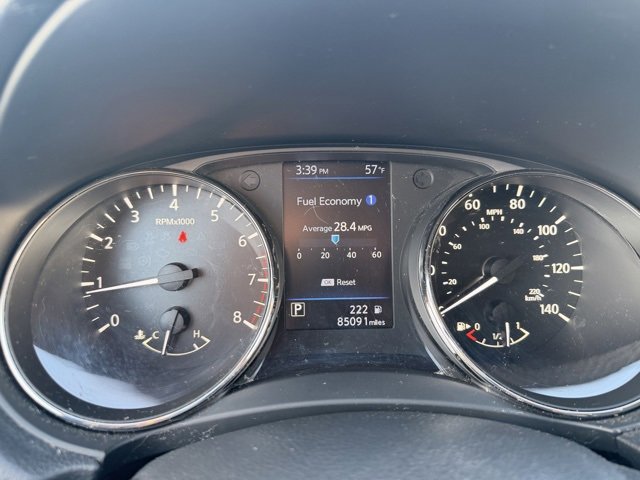 Used 2020 Nissan Rogue SV image 13