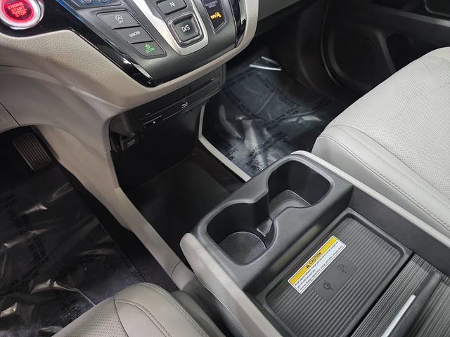 Used 2019 Honda Odyssey Elite image 25