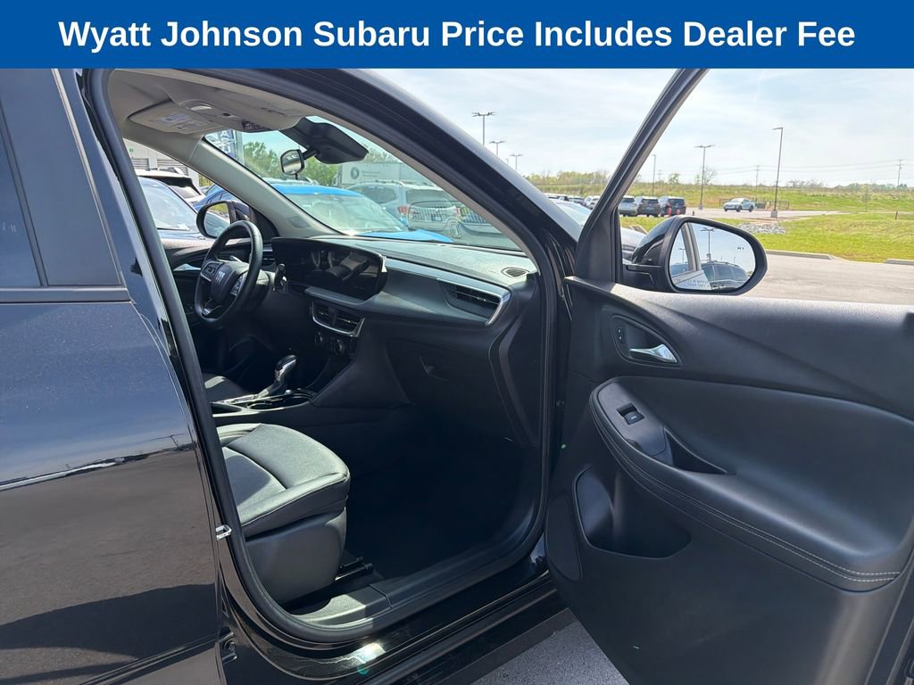 Used 2024 Buick Encore GX Sport Touring FWD image 30