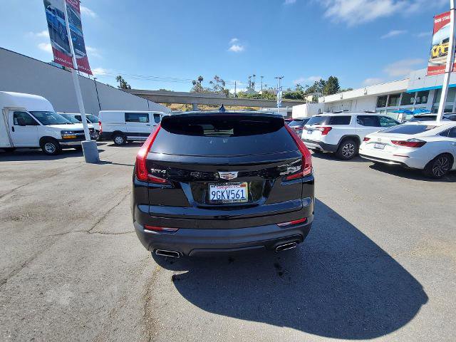Used 2023 Cadillac XT4 Luxury w/ Cold Weather Package image 7
