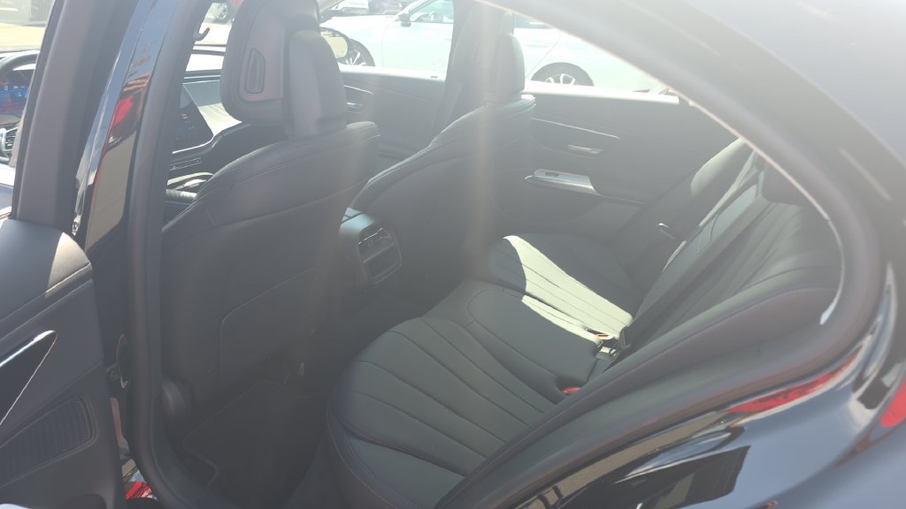 Certified 2024 Mercedes-Benz E 350 4MATIC Sedan image 22