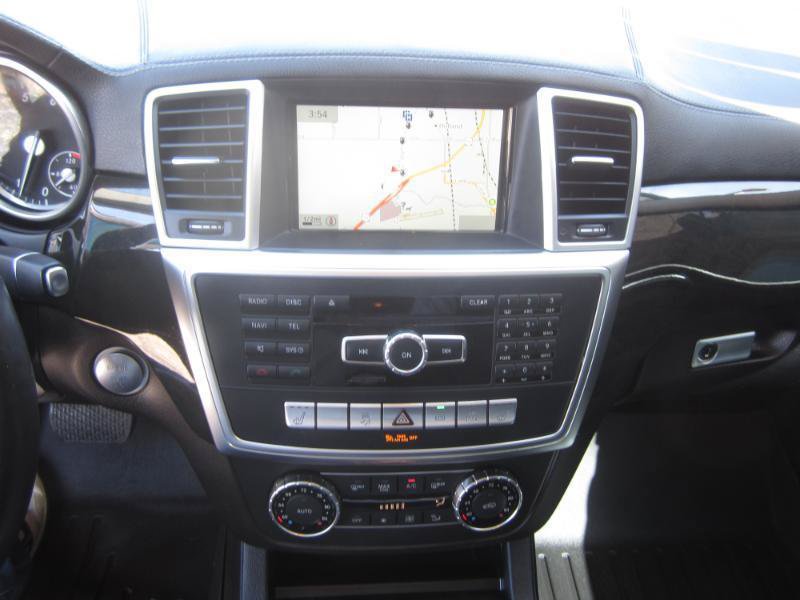 Used 2016 Mercedes-Benz GL 450 4MATIC image 19