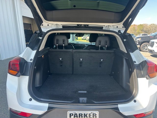 Used 2022 Buick Encore GX Essence image 10