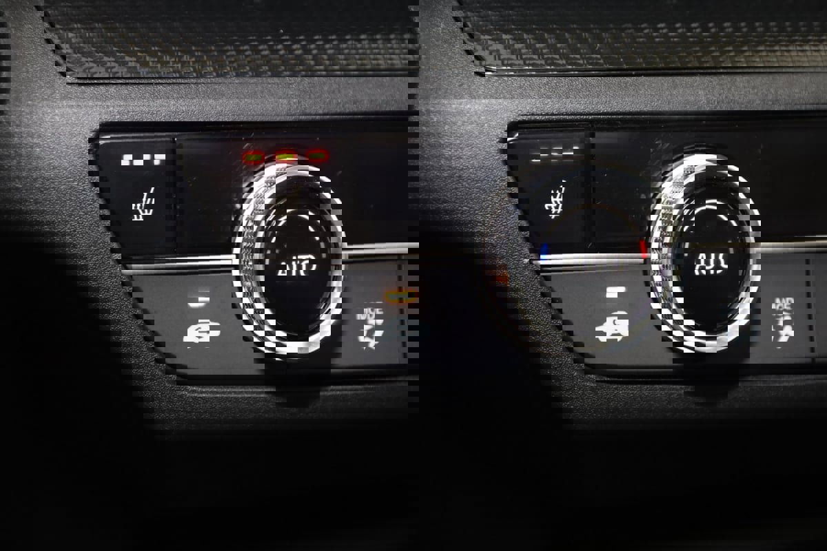 Used 2024 Honda CR-V EX image 8