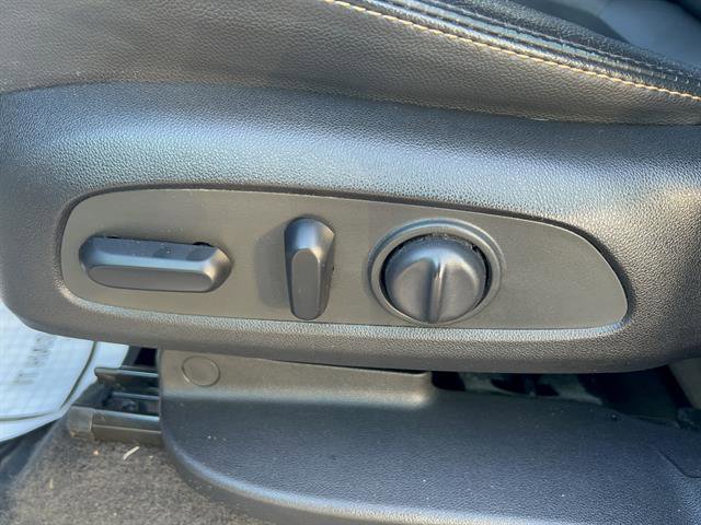 Used 2019 Chevrolet Equinox Premier image 16