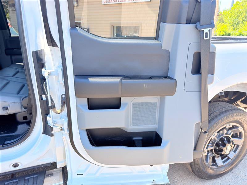 Used 2025 Ford F250 XL AWD/4WD image 19