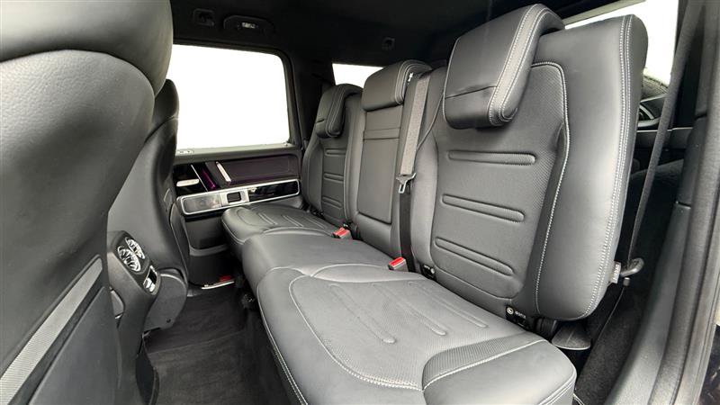 Used 2023 Mercedes-Benz G 550 image 16